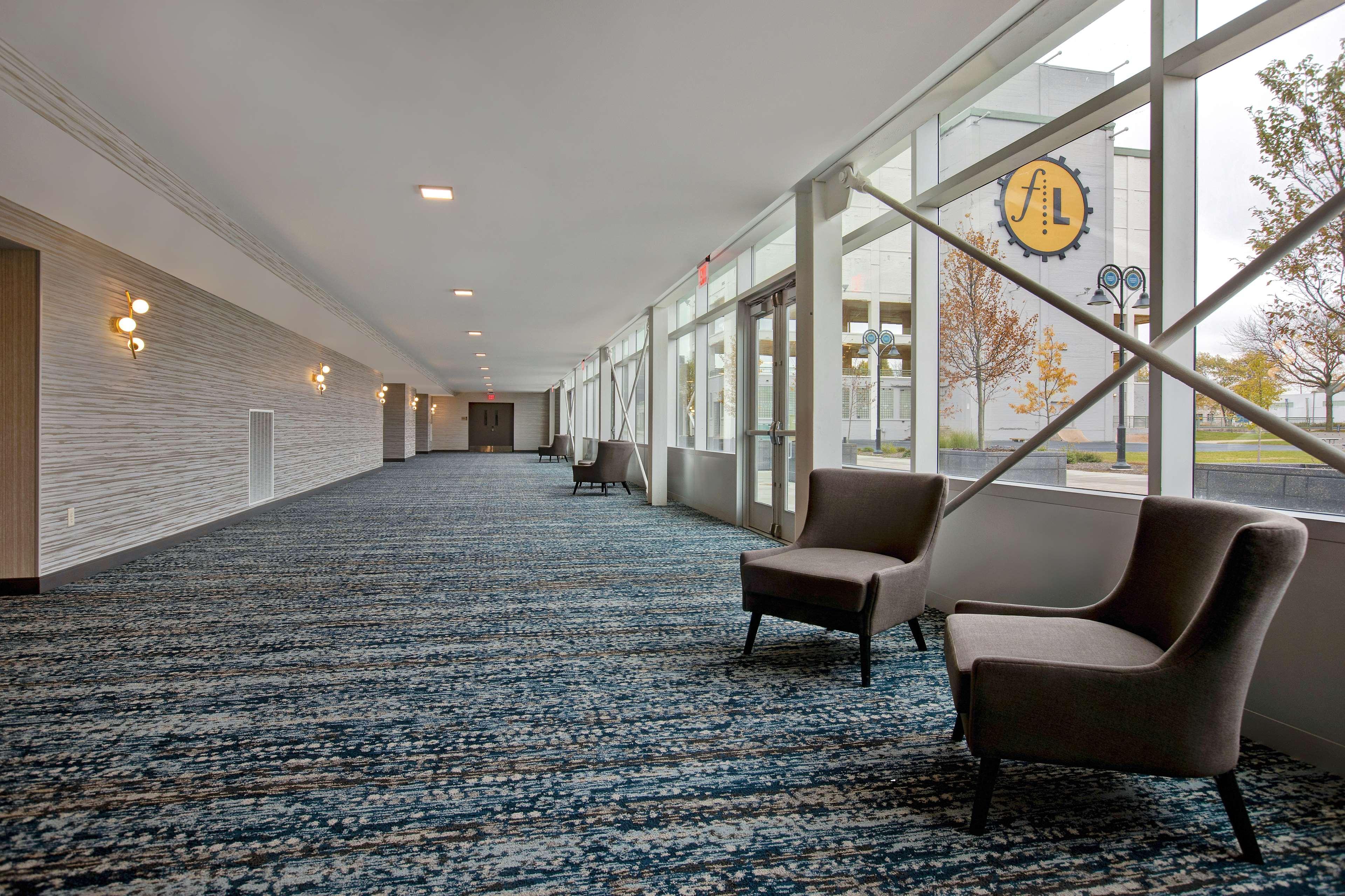 Embassy Suites By Hilton Rockford Riverfront Extérieur photo